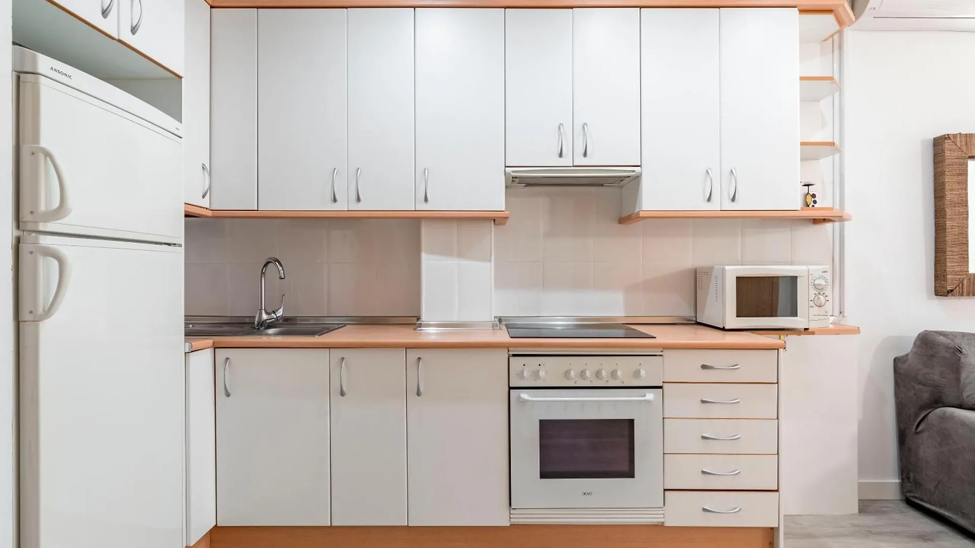 Charming Studio Avenida America Madrid 0*,  Spain